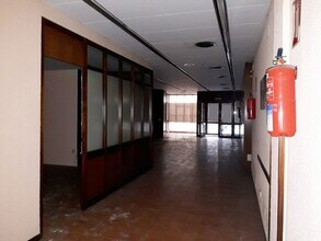 Retail in Tarragona, Tarragona to rent Interior Photo- Image 2 of 6