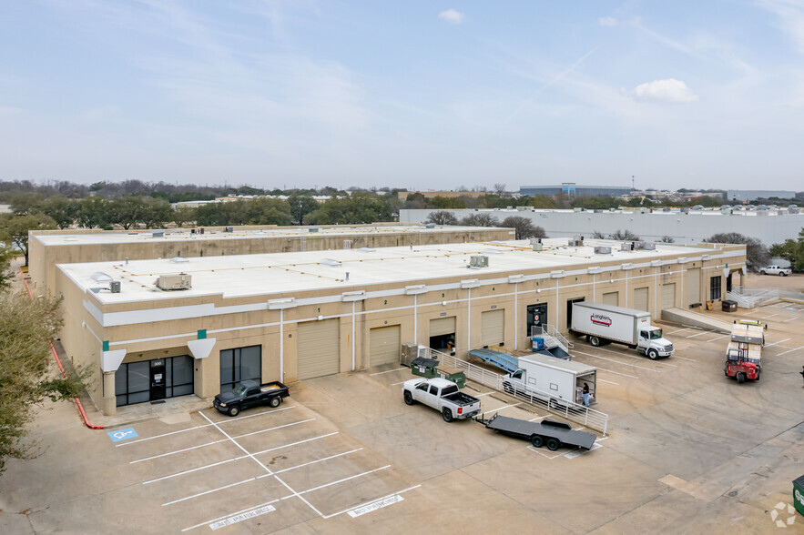 9101 Wall St, Austin, TX for rent - Building Photo - Image 3 of 4