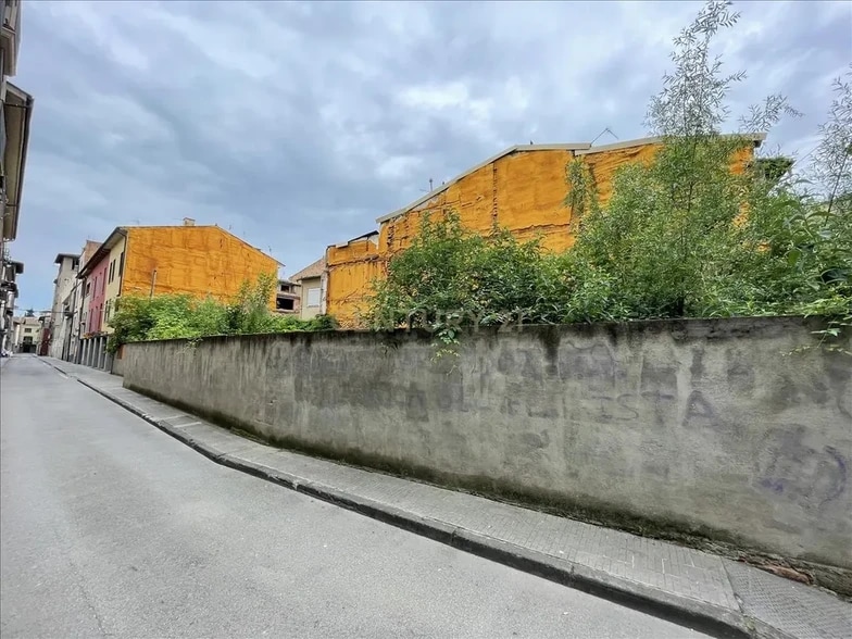 Carrer de la Horta d'en Font, 2, Manlleu, Barcelona for sale - Building Photo - Image 3 of 13