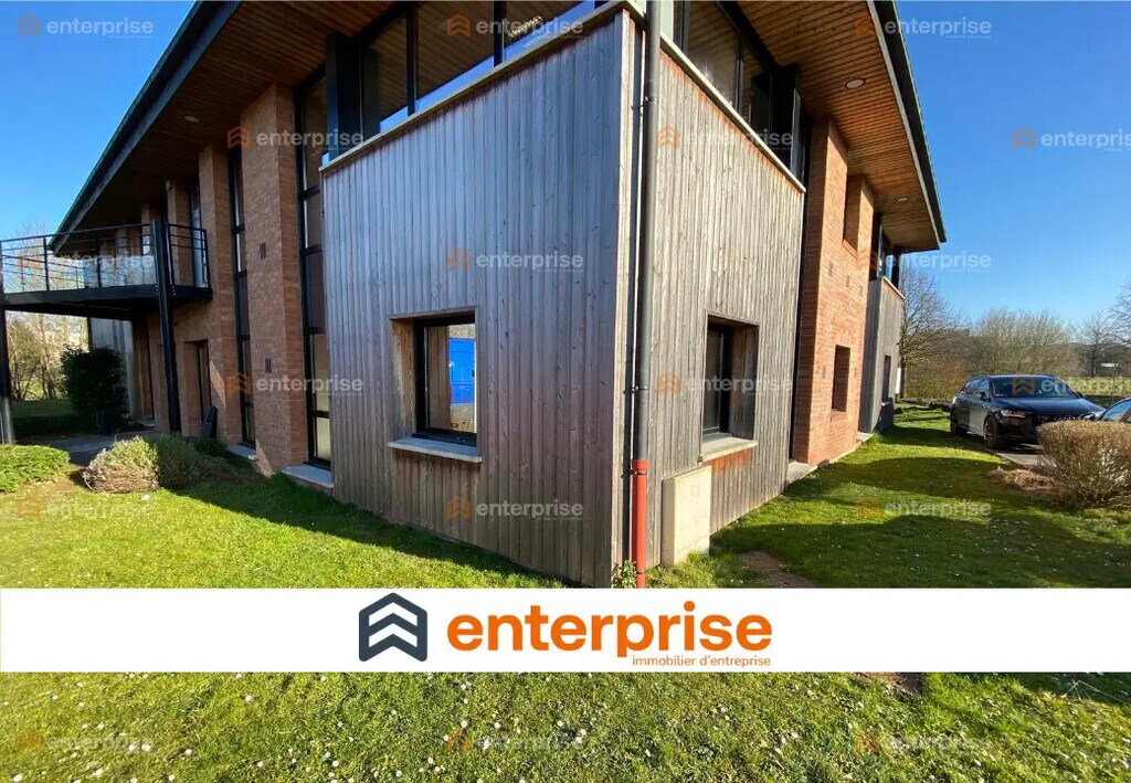 Location Bureaux 140 m² - Photo 1