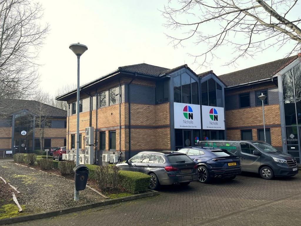 Trinity Way, Adderbury for sale Building Photo- Image 1 of 34