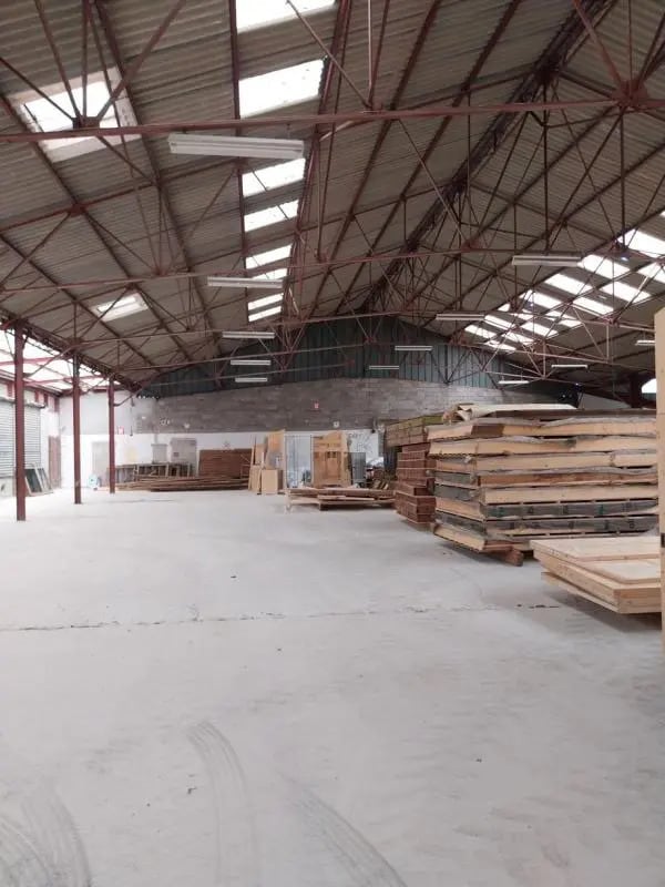 Location Entrepôt 10 000 m² - Photo 1