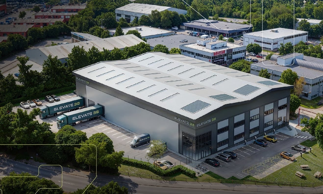 Cookham Rd, Bracknell to rent Building Photo- Image 1 of 3