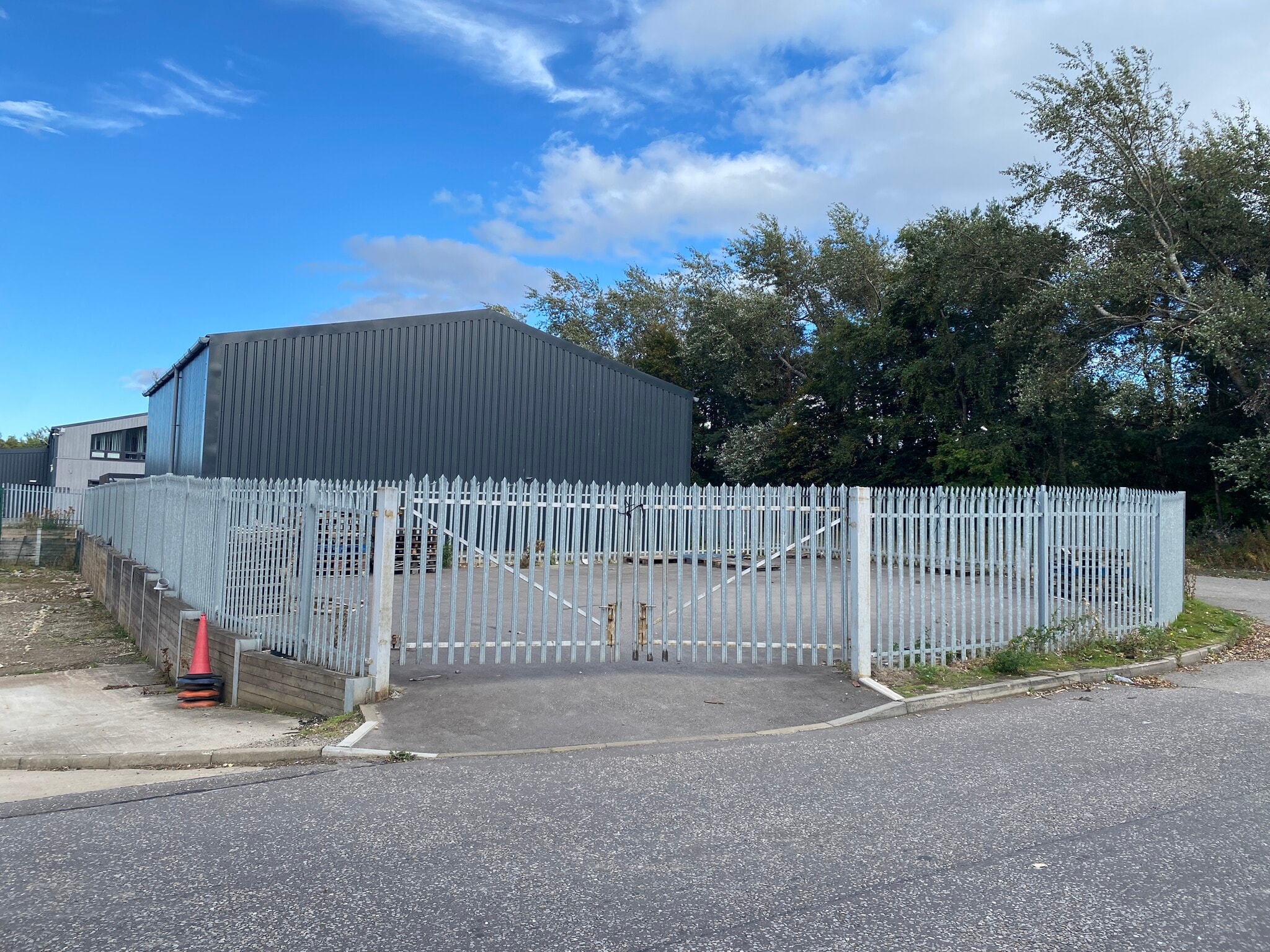 YARD SPACE - INVERBREAKIE INDUSTRIAL ESTATE, Invergordon to rent Building Photo- Image 1 of 3