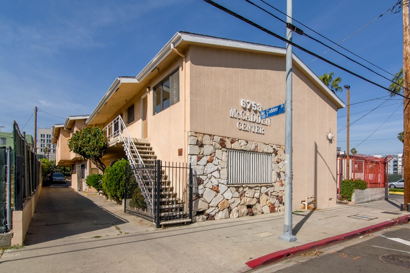 6753 Selma Ave, Los Angeles, CA for sale - Building Photo - Image 1 of 1