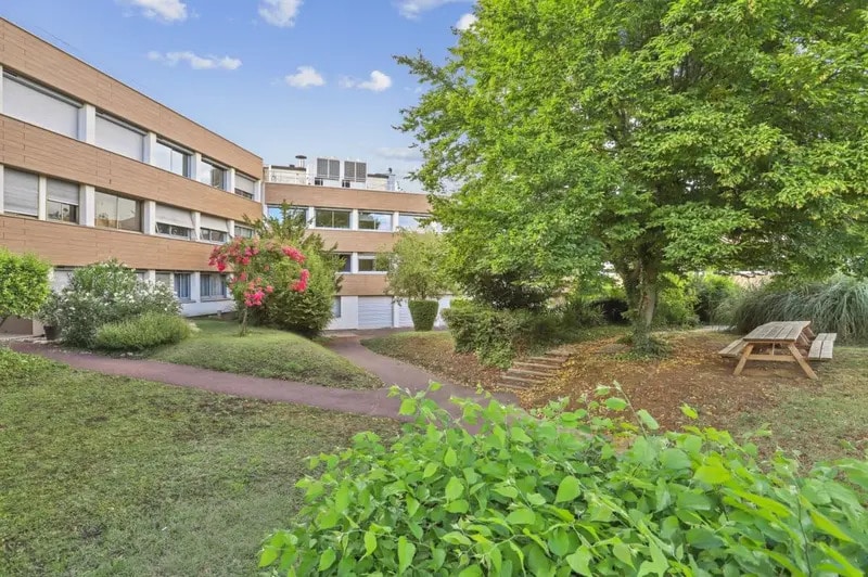 Office in Tassin-la-Demi-Lune for sale - Building Photo - Image 3 of 14