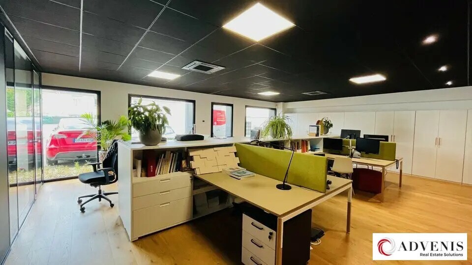 Office in Bègles to rent - Interior Photo - Image 2 of 12