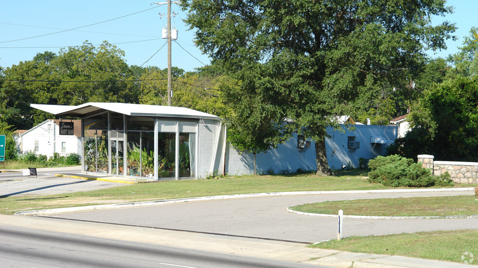 2601 Two Notch Rd, Columbia, SC for sale - Primary Photo - Image 1 of 1