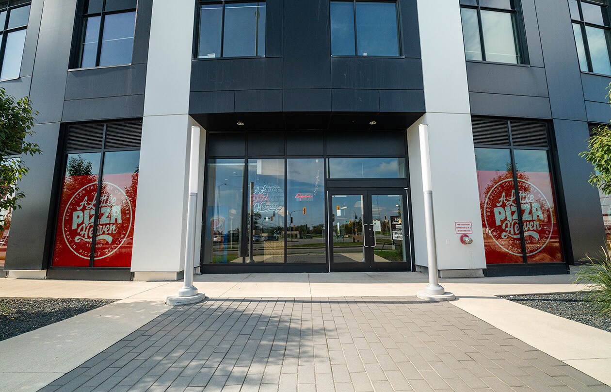 2525 Pembina Highway, Winnipeg, MB to rent Building Photo- Image 1 of 9