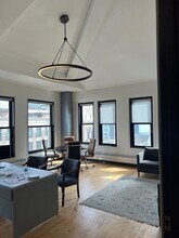 67 E Madison St, Chicago, IL to rent Interior Photo- Image 2 of 2