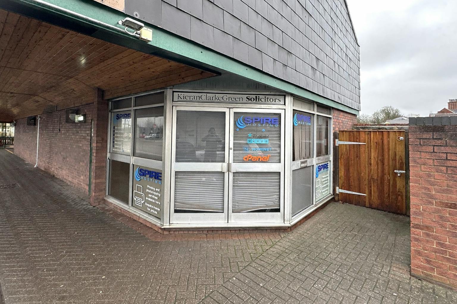 Barnfield Clos, Staveley to rent Building Photo- Image 1 of 2