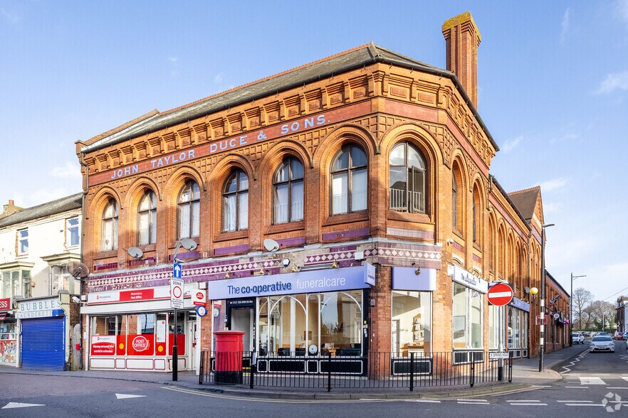 27 Market Pl, Wednesbury for sale - Primary Photo - Image 1 of 1