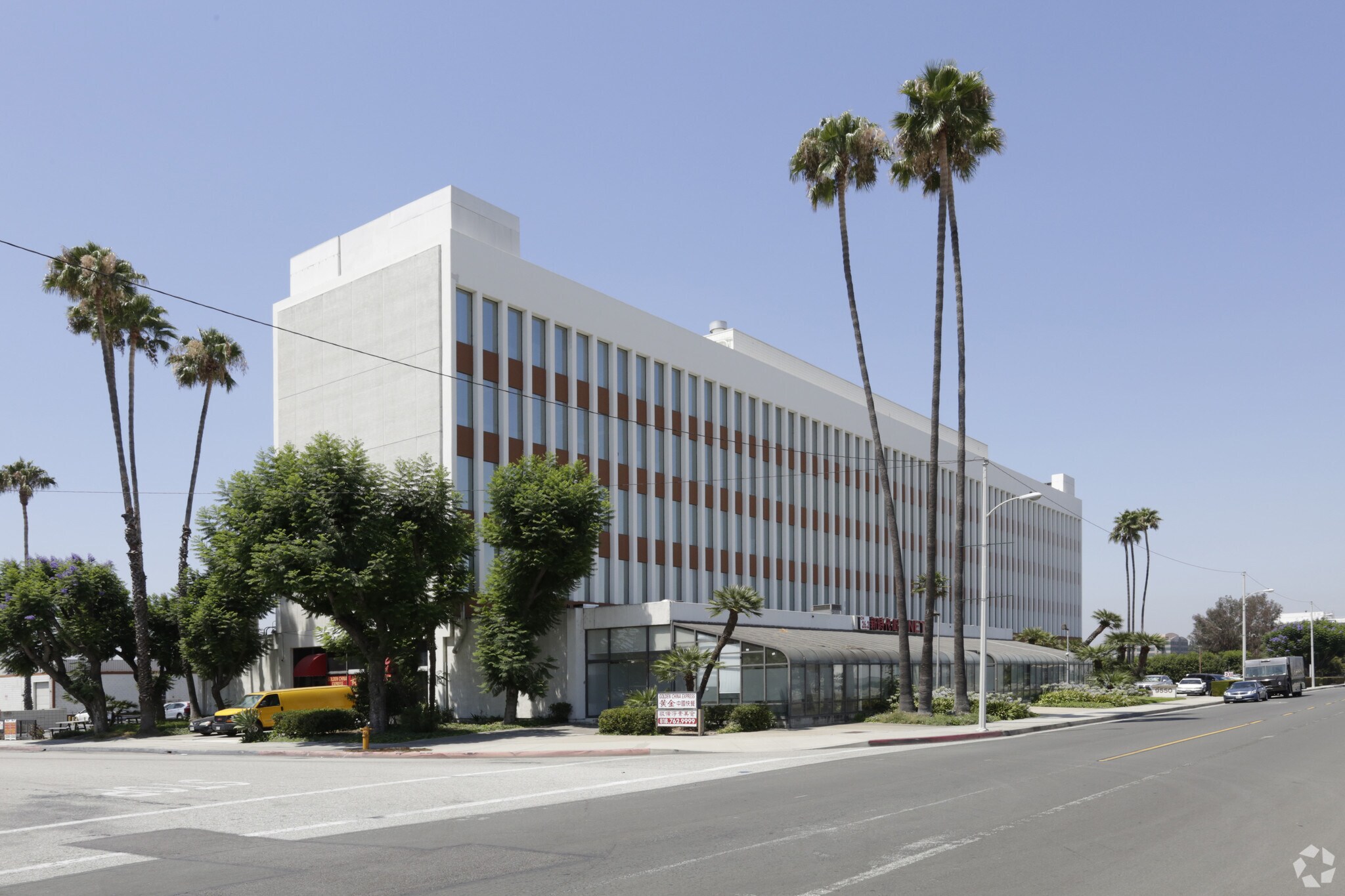 9550 Flair Dr, El Monte 91731 Asian American Center