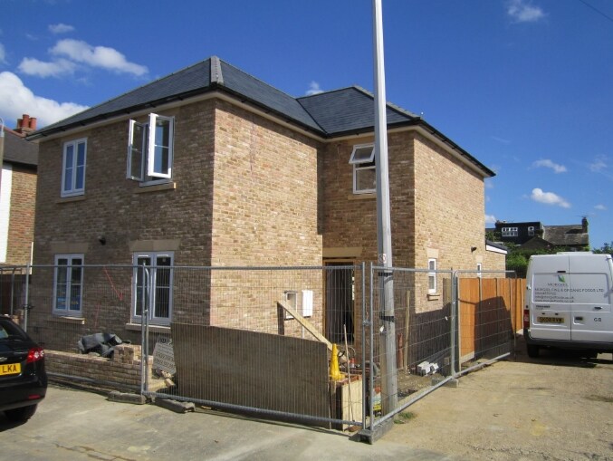 4 Latimer Rd, Teddington for sale - Primary Photo - Image 1 of 1