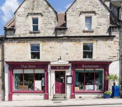 9-10 Margarets St, Bradford On Avon for sale Primary Photo- Image 1 of 1