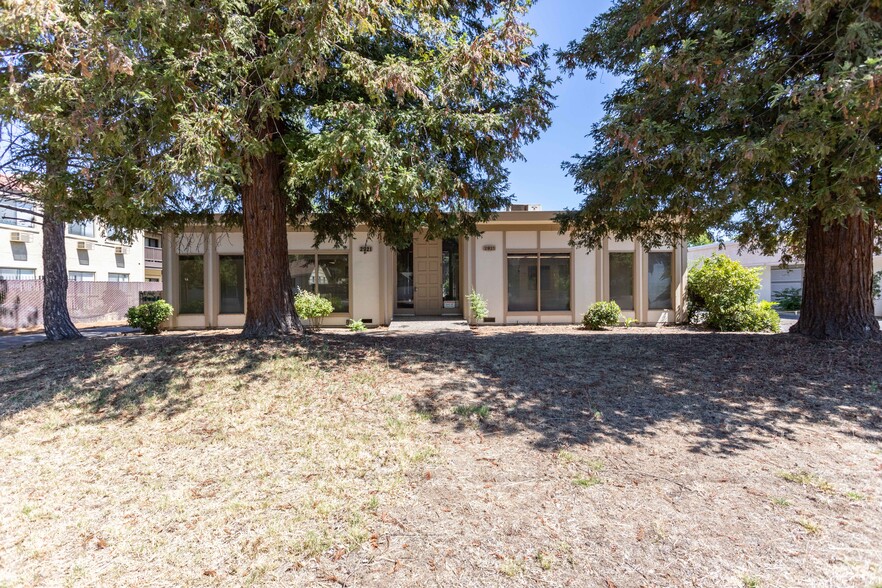 2921 El Camino Ave, Sacramento, CA for rent - Building Photo - Image 1 of 46