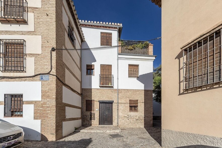 Placeta del Cristo de las Azucenas, 5-5, Granada, Granada for sale - Building Photo - Image 3 of 26