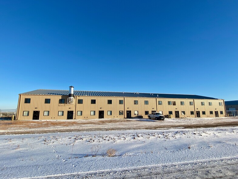 5066 Owan Industrial Park Dr, Williston, ND for rent - Building Photo - Image 2 of 116