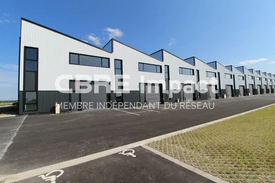 Location Local d'activités 232 m² à 456 m² - Photo 1