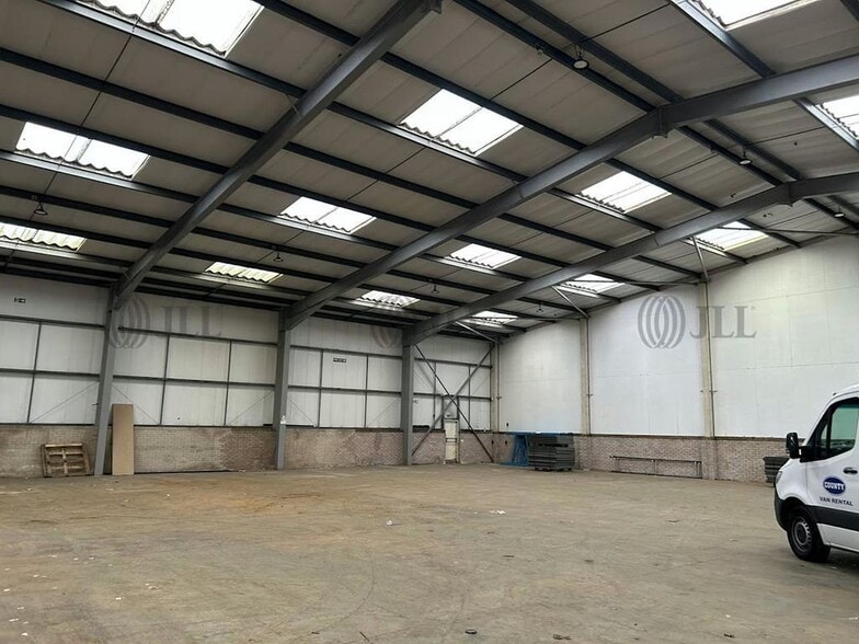 Royle Pennine Estate, Rochdale to rent - Building Photo - Image 3 of 6