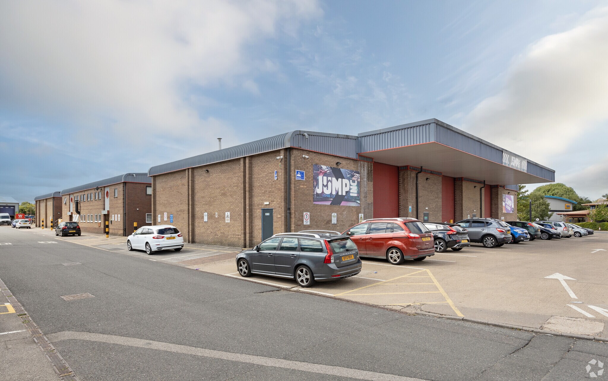 Sunningdale Dr, Lincoln for sale Building Photo- Image 1 of 1