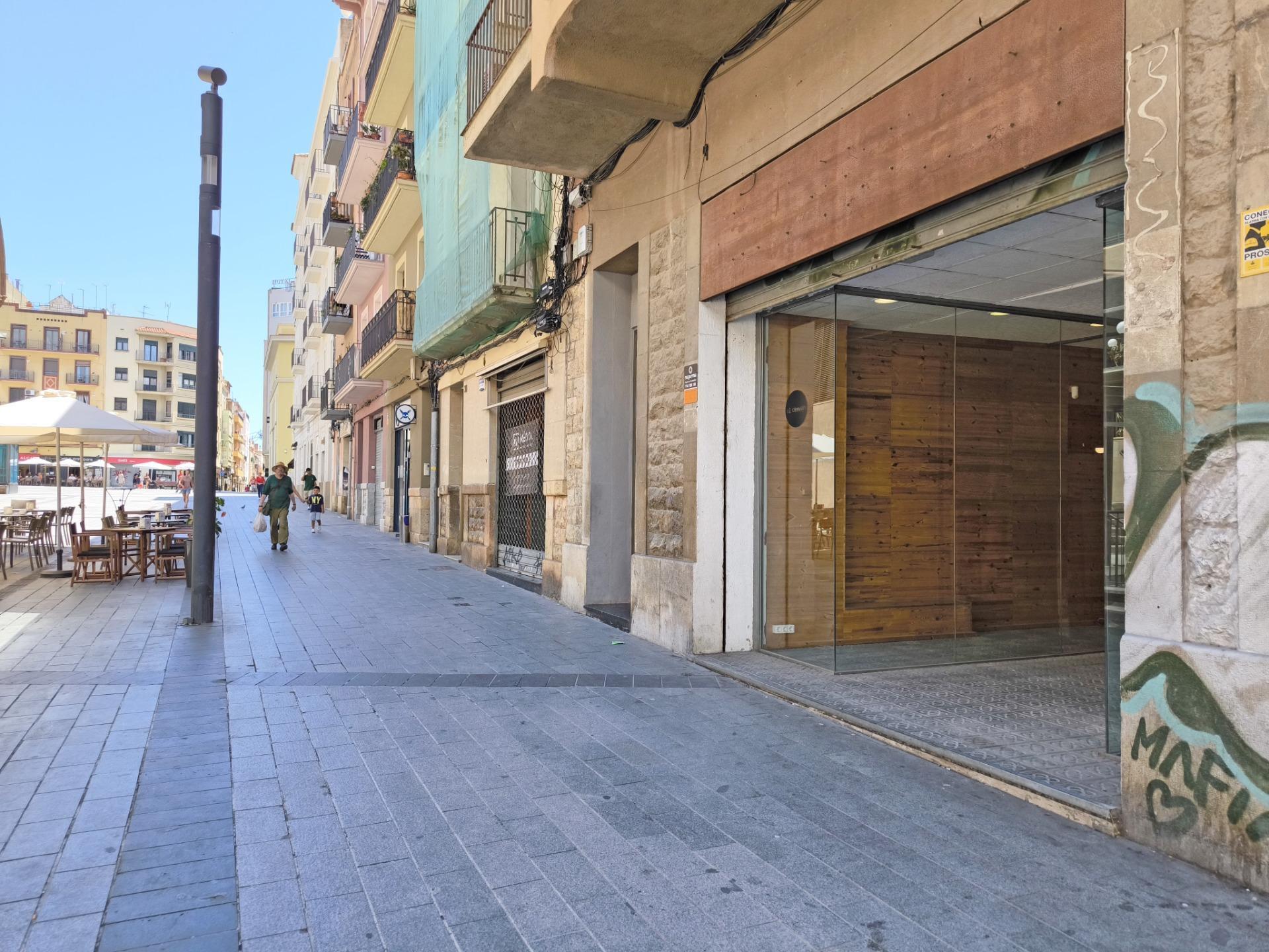 Retail in Tarragona, Tarragona to rent Interior Photo- Image 1 of 24