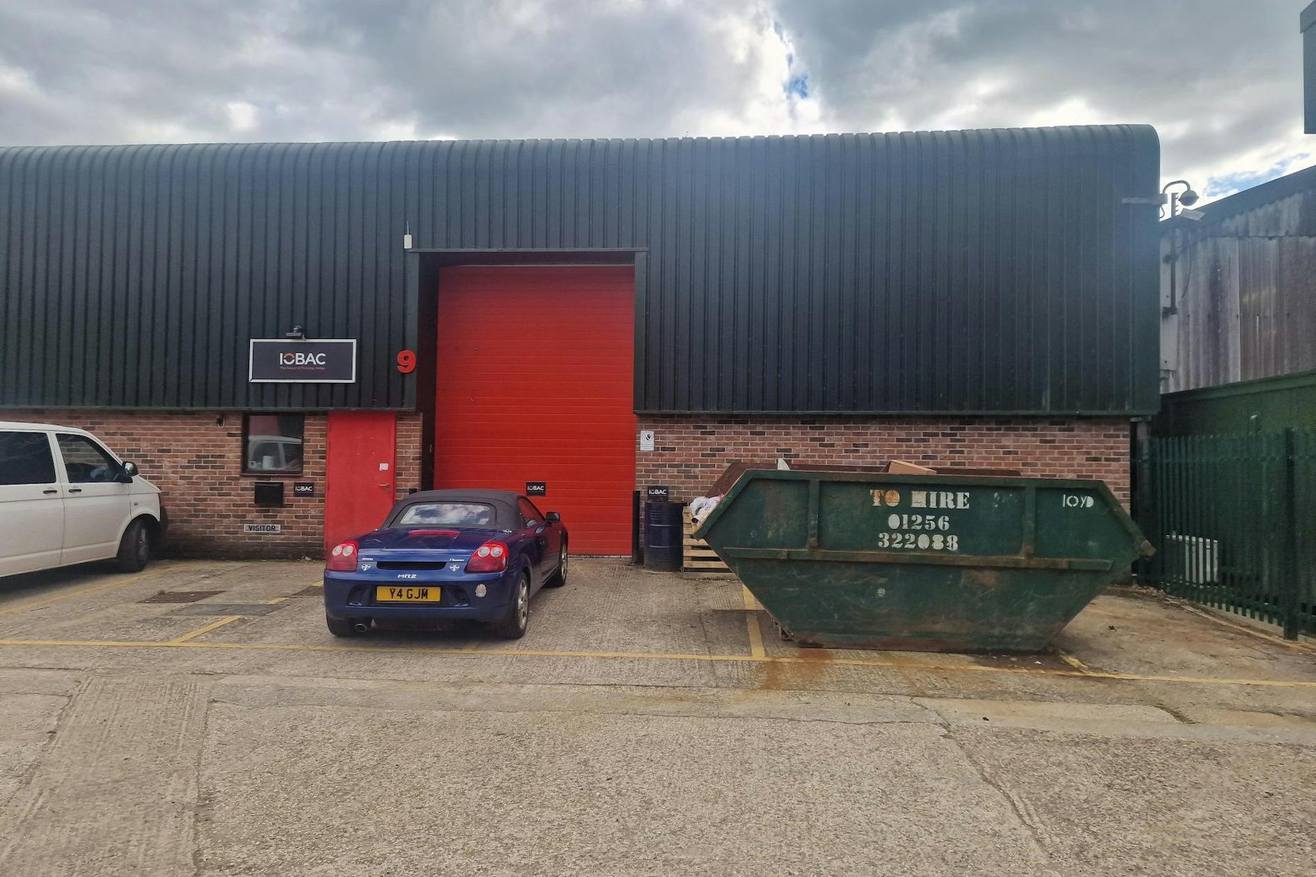 Berry Ct, Bramley to rent Building Photo- Image 1 of 3