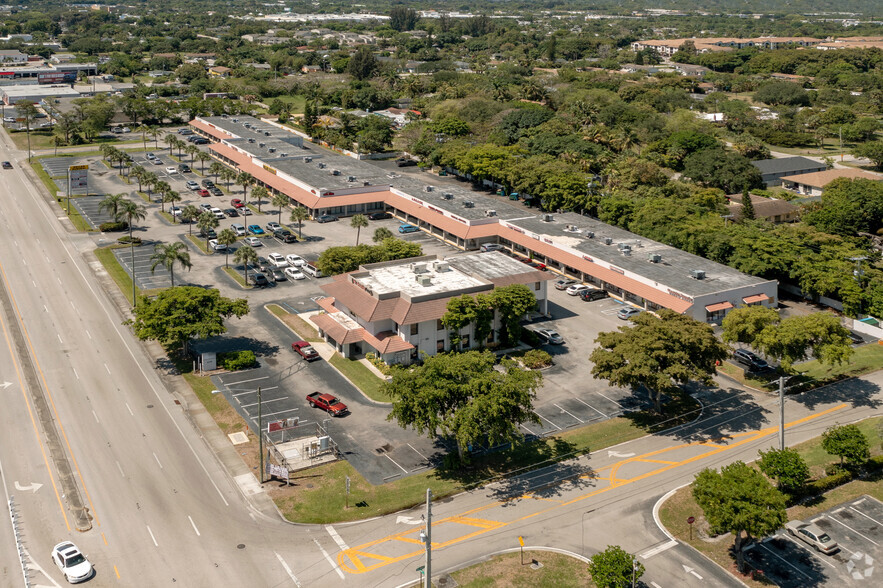 2695 N Military Trl, West Palm Beach, FL for sale - Primary Photo - Image 1 of 1