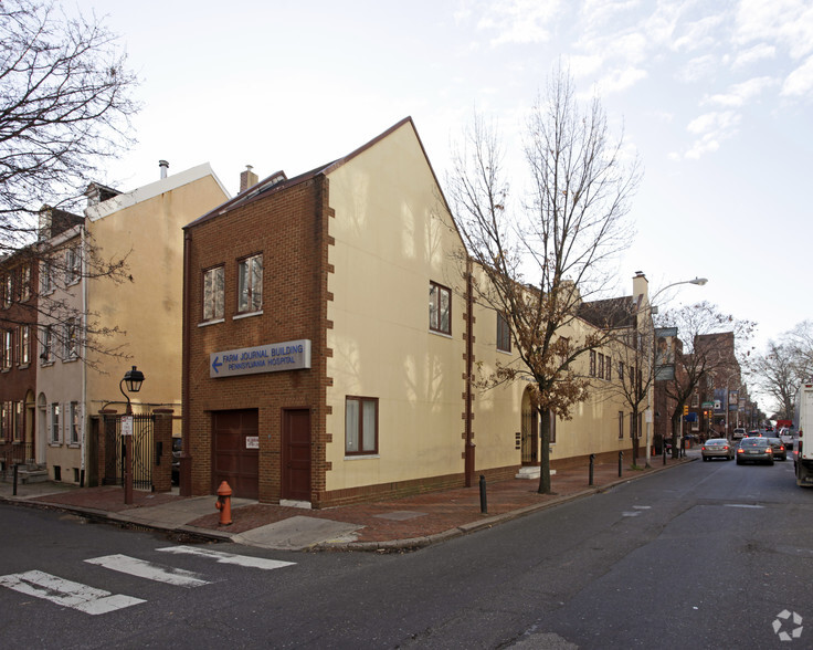 741-743 Spruce St, Philadelphia, PA for rent - Building Photo - Image 2 of 4