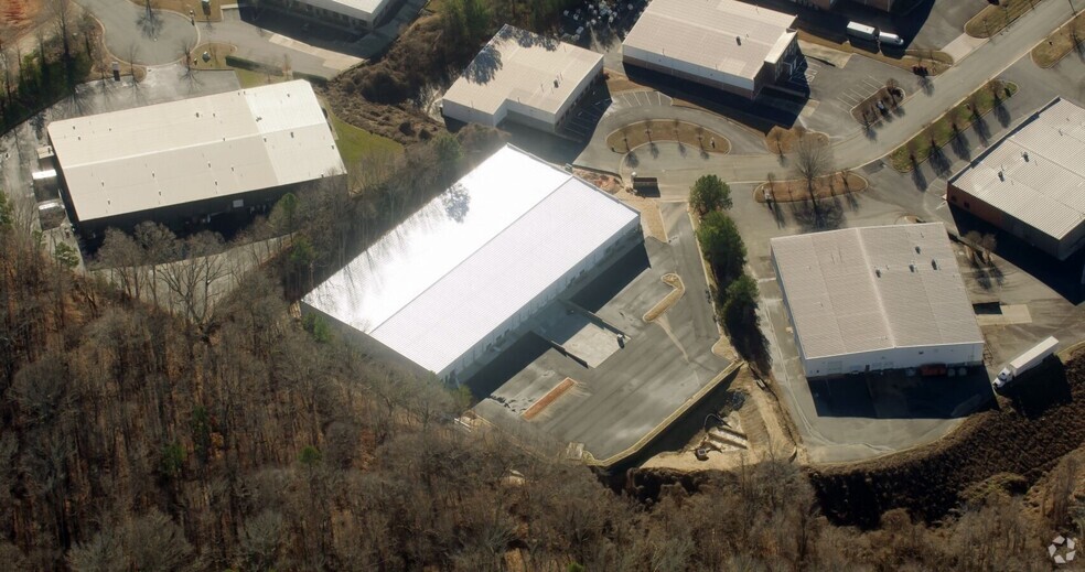 125 N Commercial Dr, Mooresville, NC for rent - Aerial - Image 2 of 6