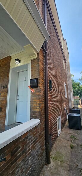 1318 W Rockland St, Philadelphia, PA for sale - Building Photo - Image 3 of 33