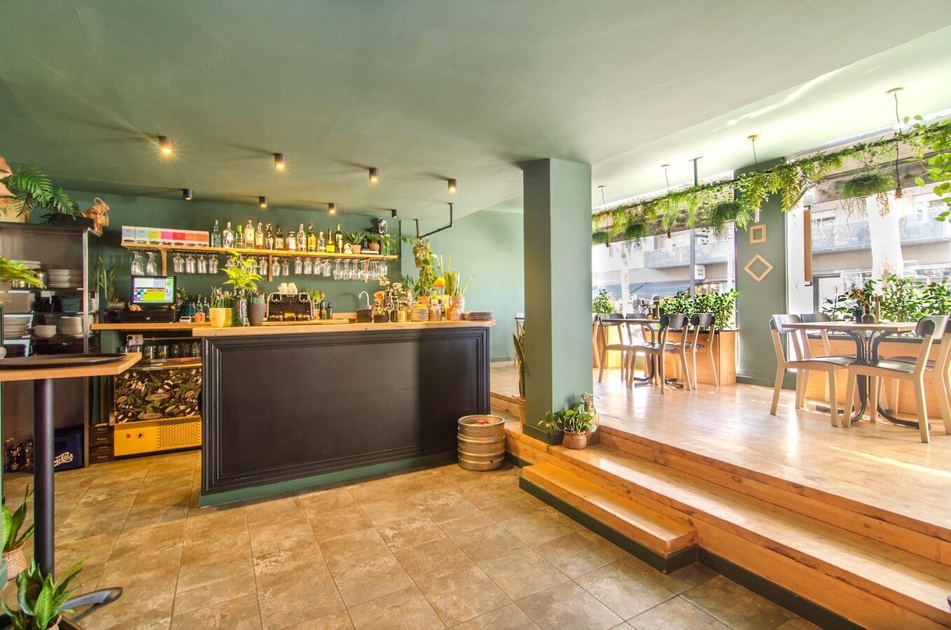 Vilanova i la Geltrú, BAR 08800 -  -  - Interior Photo - Image 1 of 5