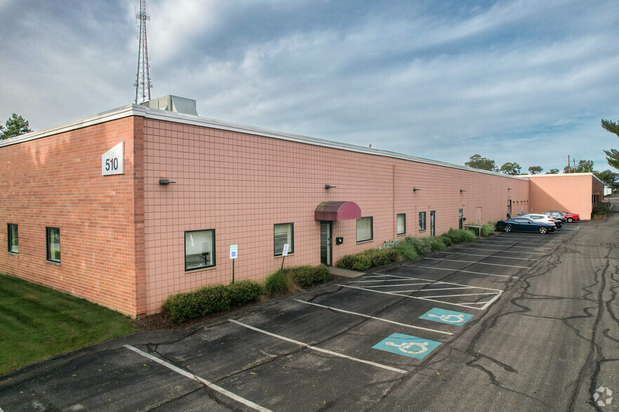 510-550 Seco Rd, Monroeville, PA for rent - Primary Photo - Image 2 of 9