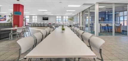 28405 Van Dyke Ave, Warren, MI to rent Interior Photo- Image 1 of 4