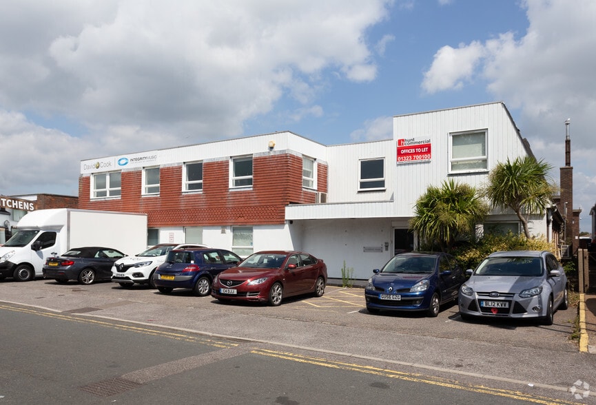 26-28 Lottbridge Dr, Eastbourne for sale - Primary Photo - Image 1 of 1