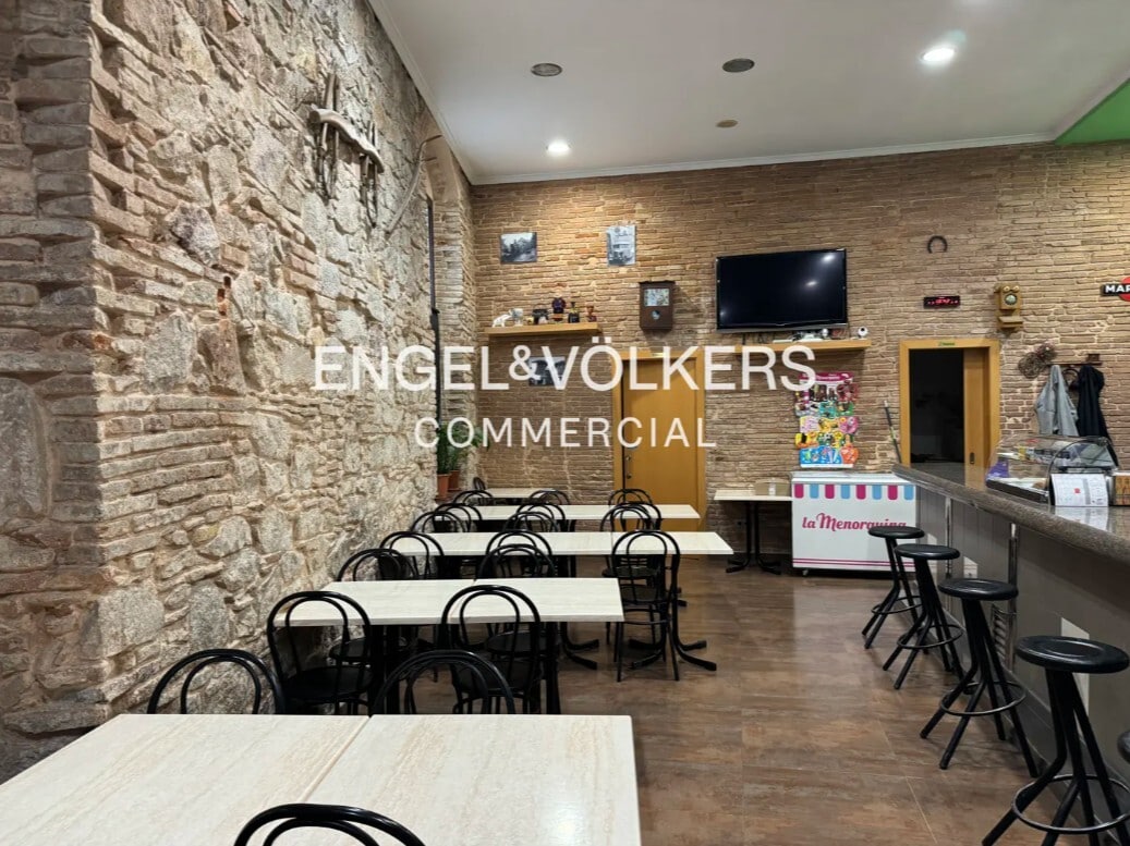 Retail in Barcelona, Barcelona to rent Interior Photo- Image 1 of 5