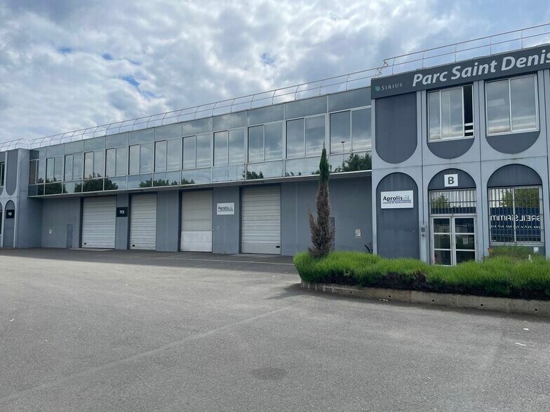 Industrial in Saint-Denis to rent - Building Photo - Image 1 of 22