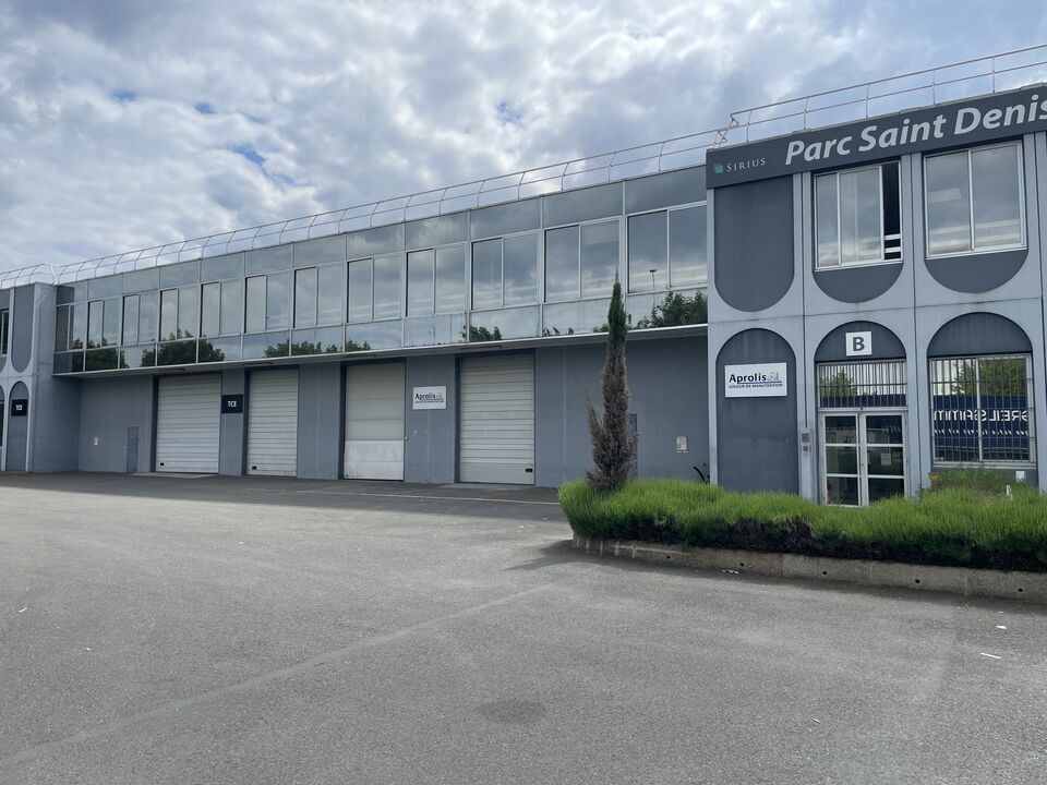 Industrial in Saint-Denis to rent Building Photo- Image 1 of 23