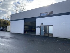 2312-2330 SE Clatsop St, Portland, OR for rent Building Photo- Image 1 of 8