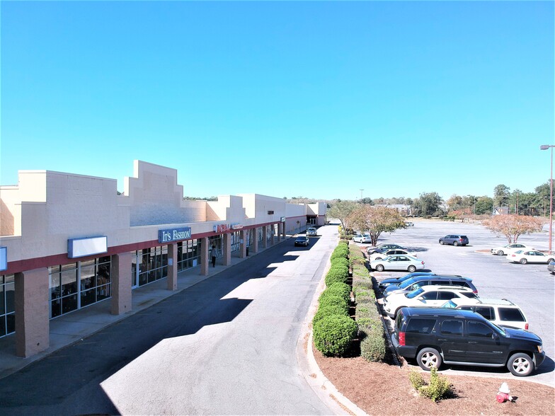 1833-1873 W Ehringhaus St, Elizabeth City, NC for rent - Building Photo - Image 3 of 5