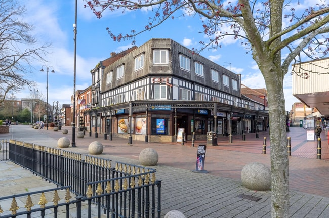 More details for 1-9 Market Hall St, Cannock - Retail to Rent