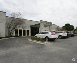 7501 S Quincy St, Willowbrook, IL for rent Building Photo- Image 1 of 5