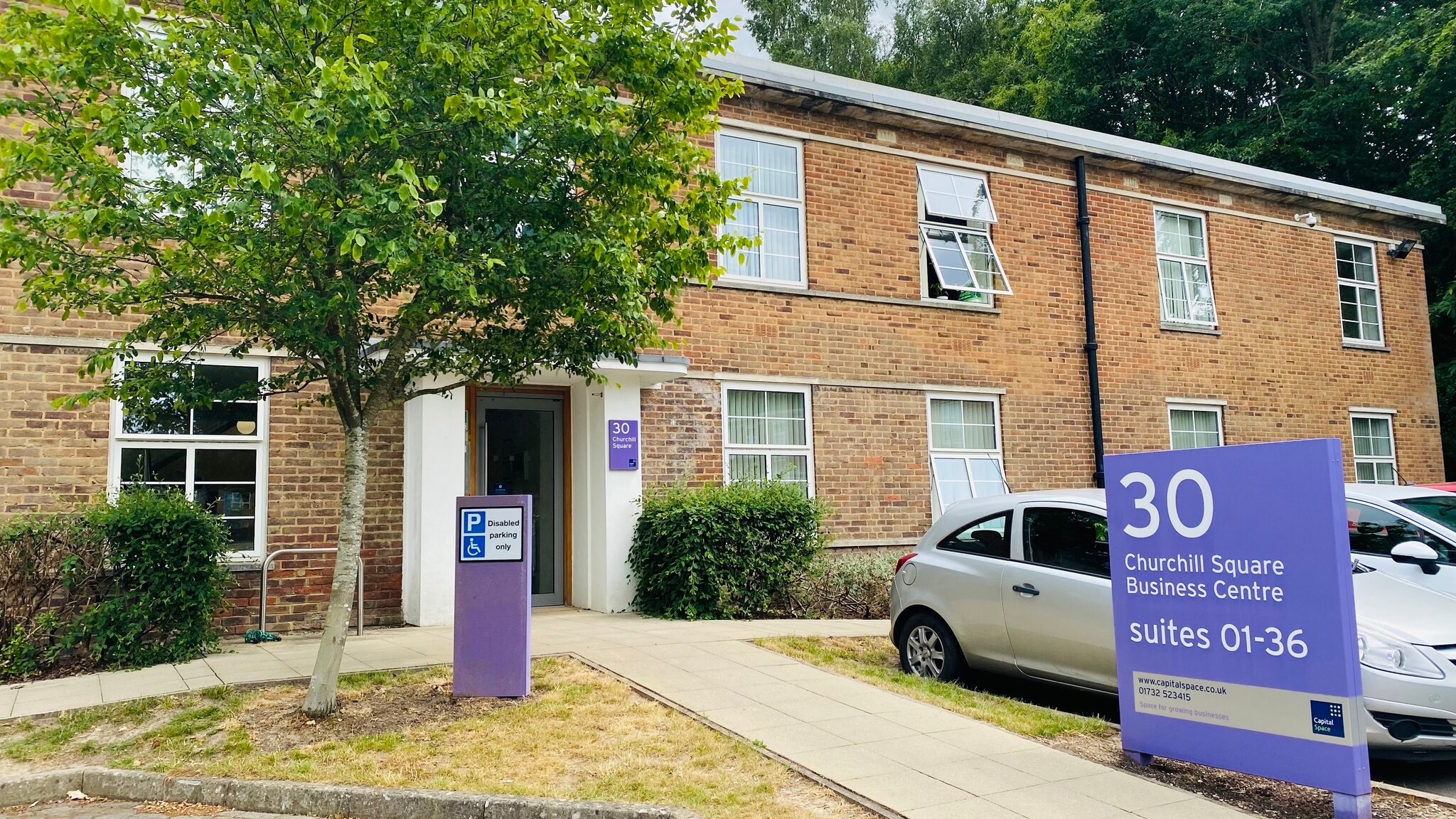 30 Churchill Sq, West Malling to rent Primary Photo- Image 1 of 4