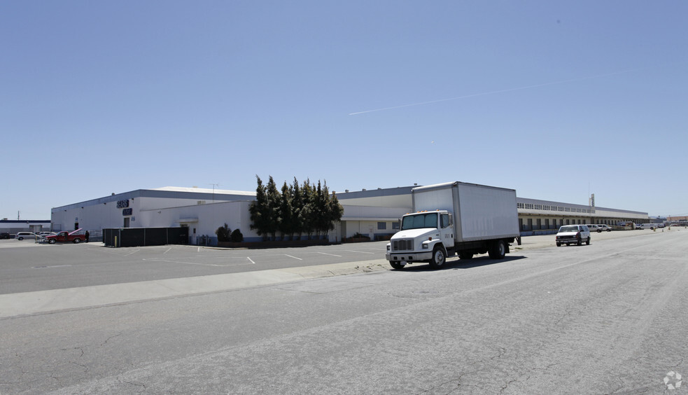 1936-1980 W Avenue 140th, San Leandro, CA for rent - Building Photo - Image 3 of 5