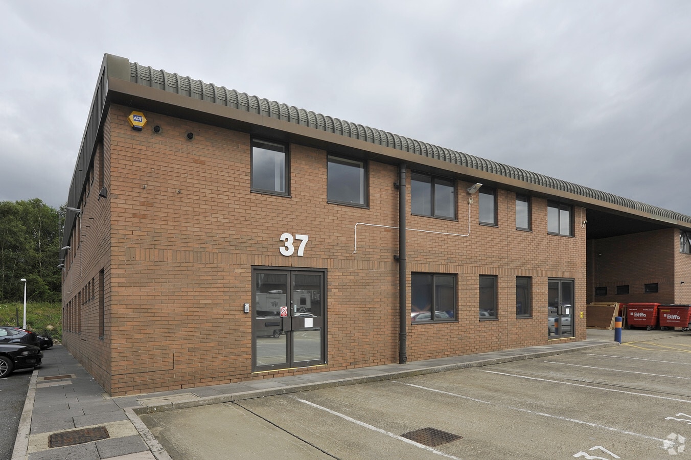 Leatherhead Rd, Chessington KT9 2NY UK