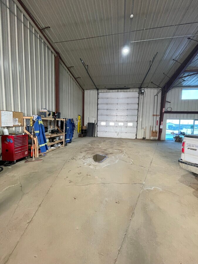 145 MacMillan Rd, Fort McMurray T9H 4G3 UK