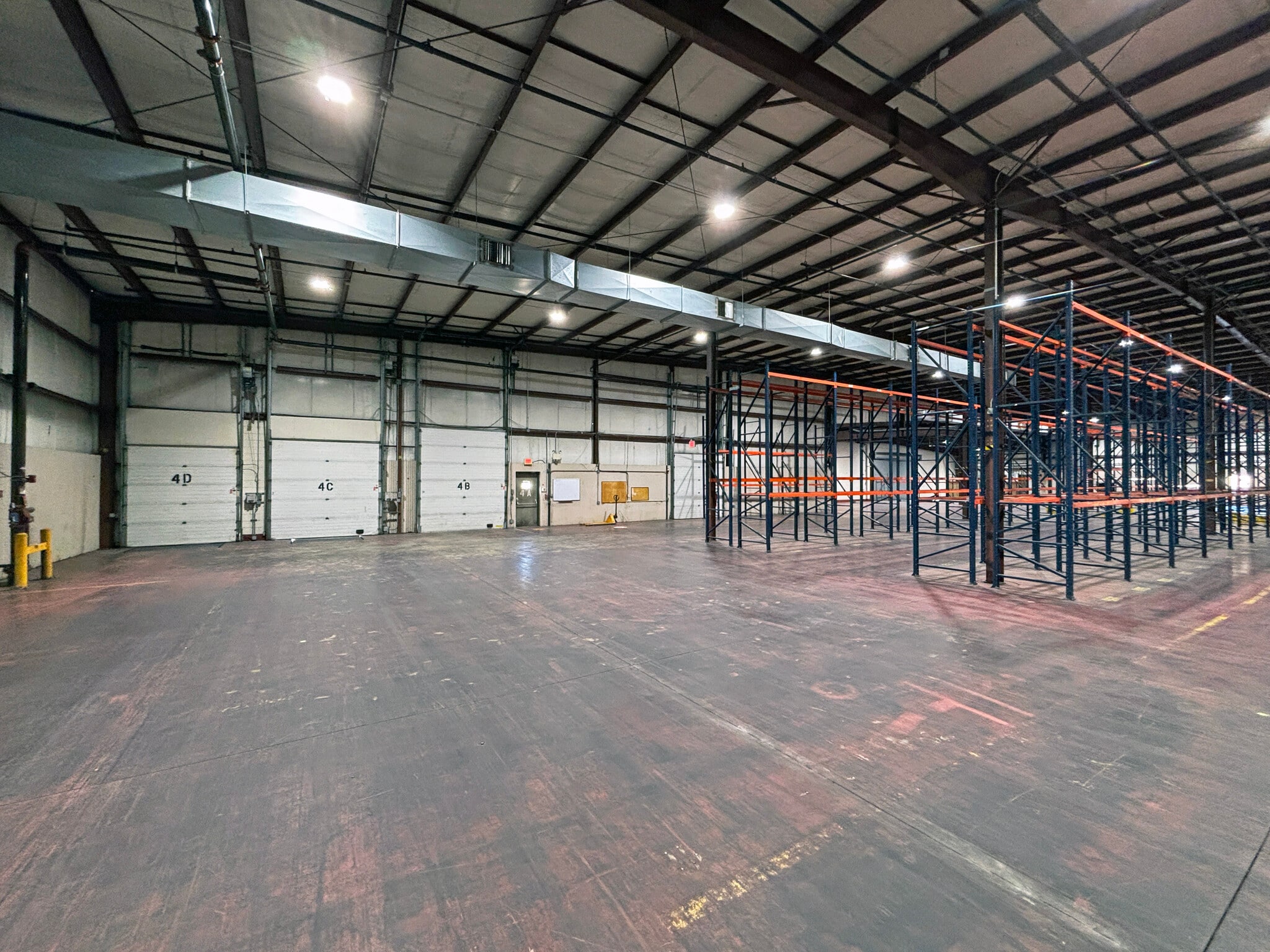 242 Delsea Dr, Hurffville, NJ to rent Interior Photo- Image 1 of 7