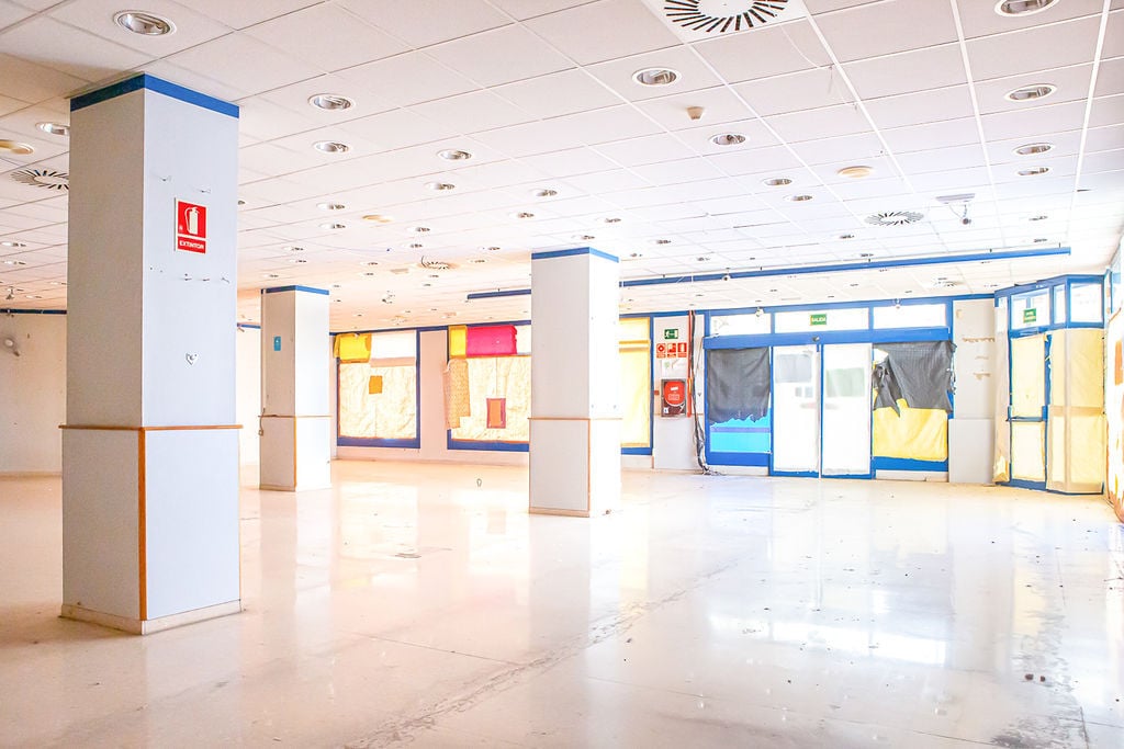 Retail in Santa Maria de Palautordera, Barcelona to rent Interior Photo- Image 1 of 9
