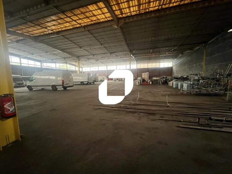 185 Rue Léo Lagrange, Douai to rent - Building Photo - Image 3 of 20