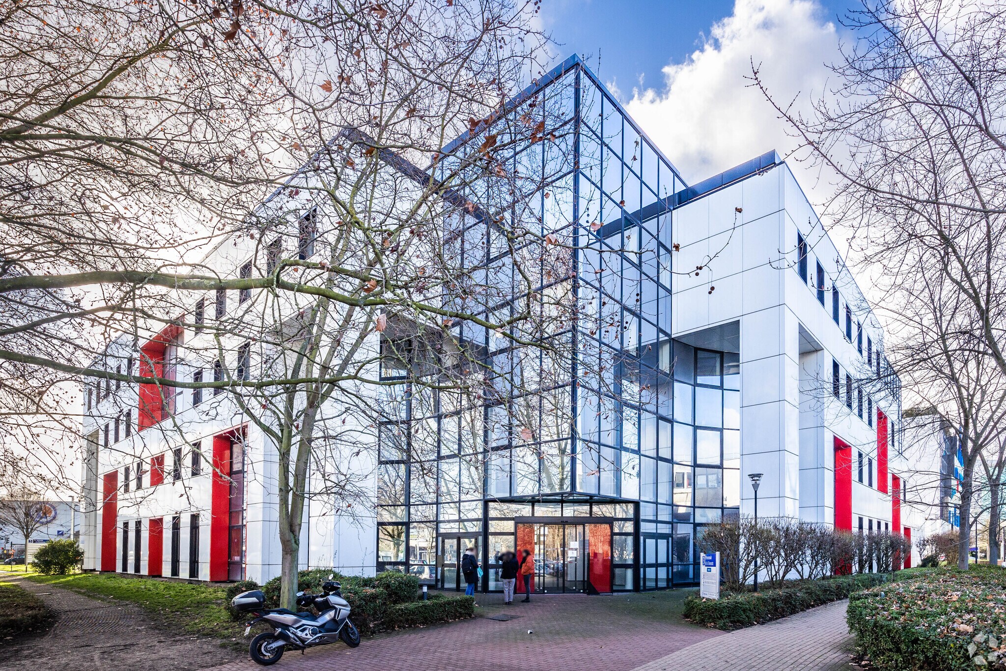 3-5 Promenade De La Bonnette, Gennevilliers to rent Building Photo- Image 1 of 6